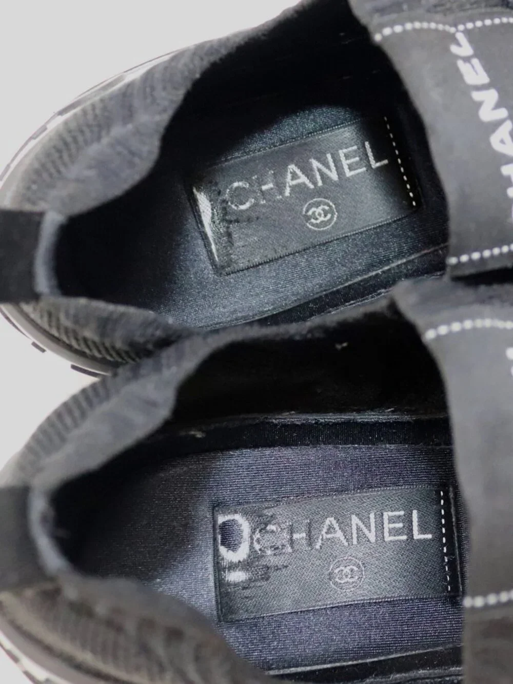 Chanel Tennies 39 Black Fabric Quilted Logo Matelasse Knit Sneakers - Picture 14 of 15